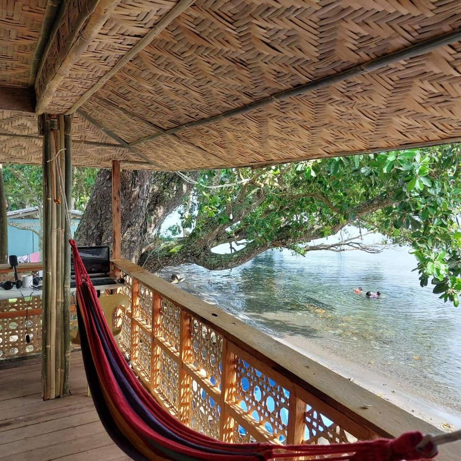Bed and Breakfast Borbon'S Treehouse By The Sea Mambajao Zewnętrze zdjęcie